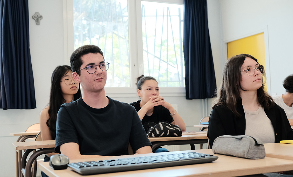 institution-jeanne-darc-franconville-lycee-gt